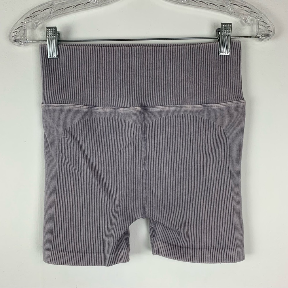 Ododos Ribbed Biker Shorts M/L - Picture 2 of 3